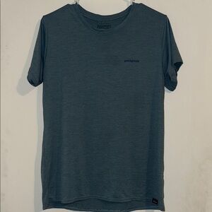 Patagonia  Capilene Cool Daily Boys  Short Sleeve Tee Size Large